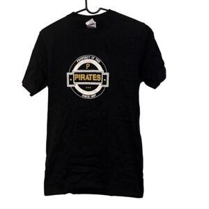 Property Of The Pittsburgh Pirates Size Small T-Shirt